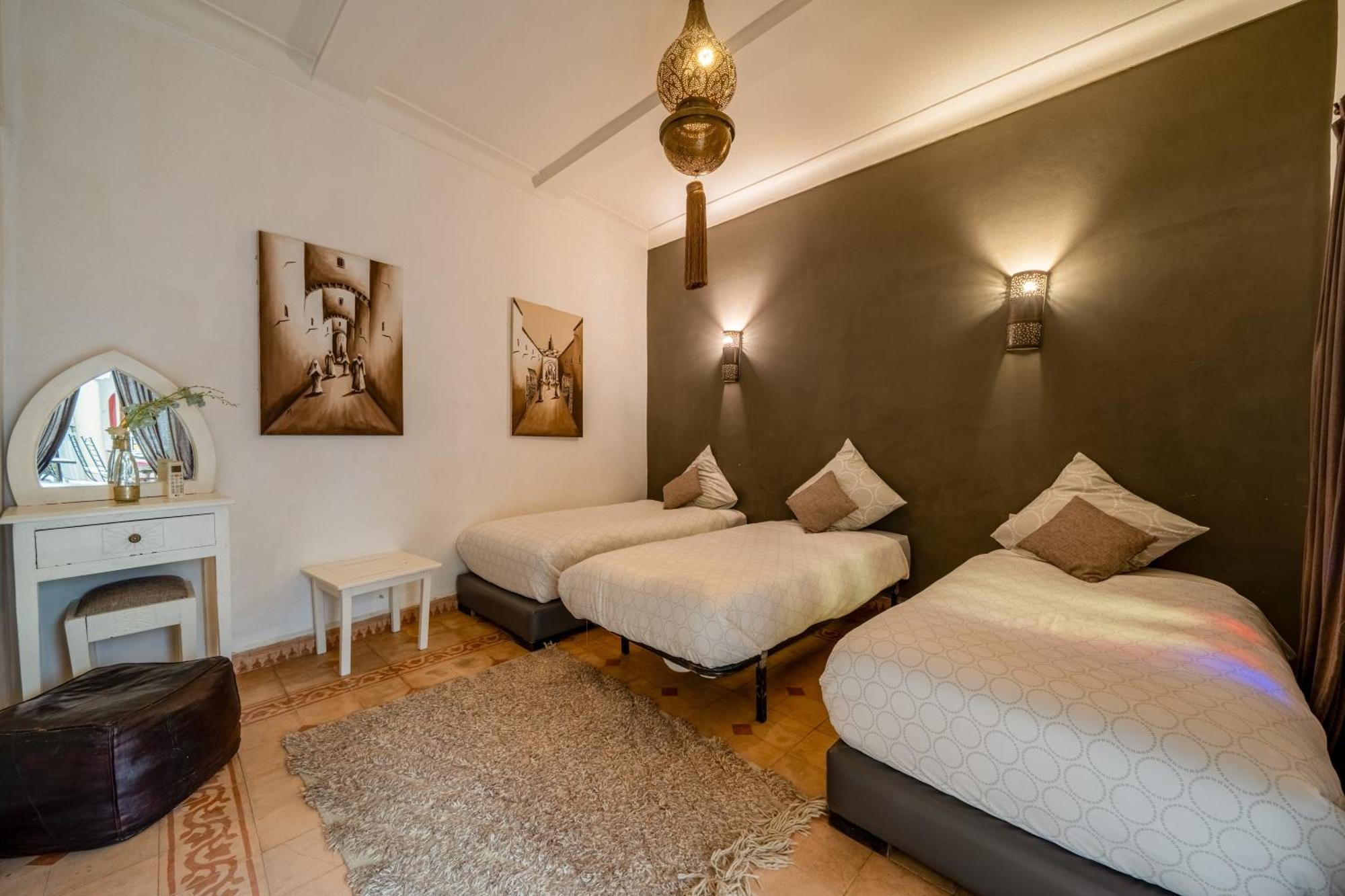 Riad Awinati Location Privatisee ,Piscine Chauffee , Beau Rooftop มาร์ราเกช ภายนอก รูปภาพ