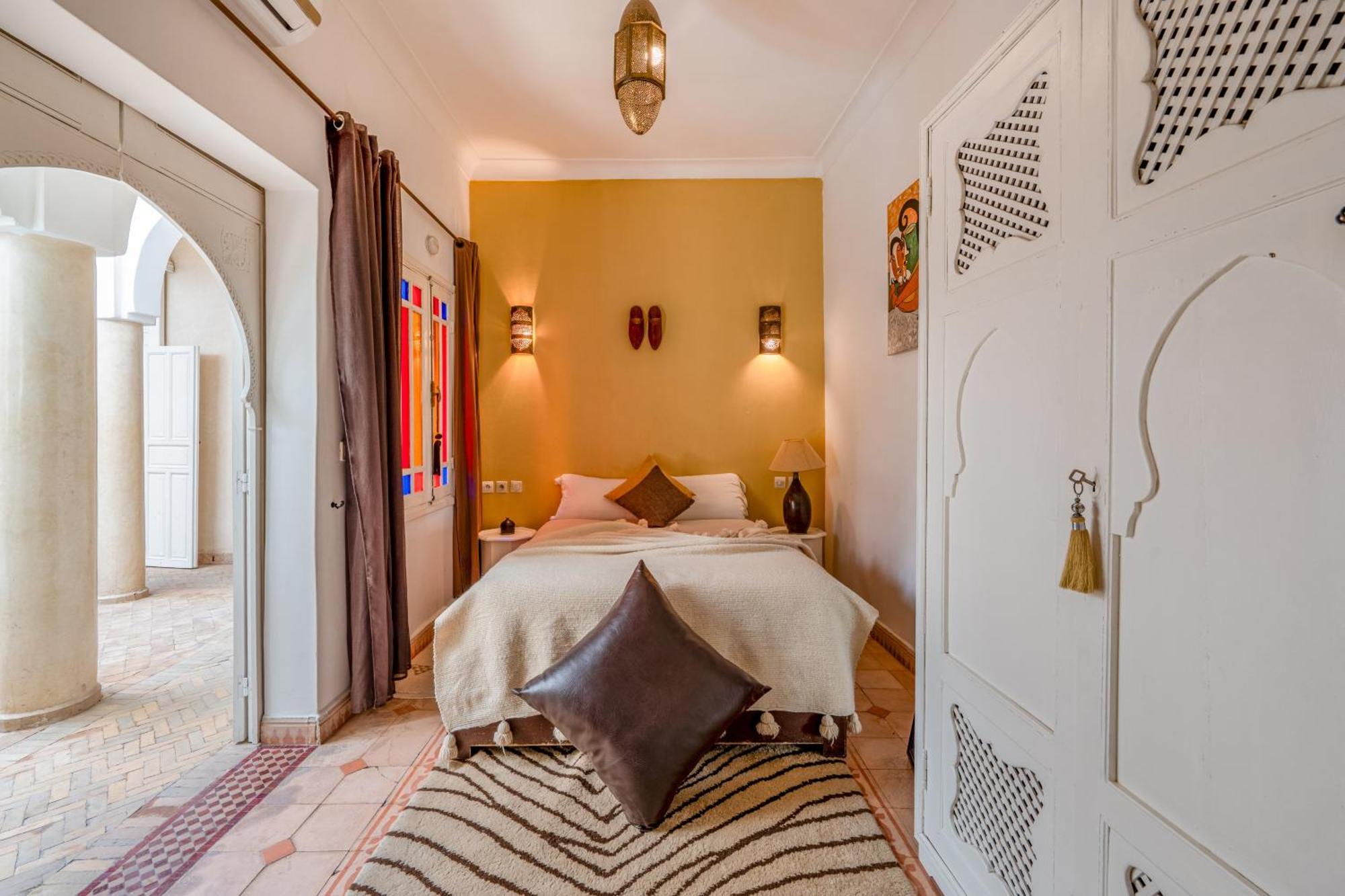 Riad Awinati Location Privatisee ,Piscine Chauffee , Beau Rooftop มาร์ราเกช ภายนอก รูปภาพ