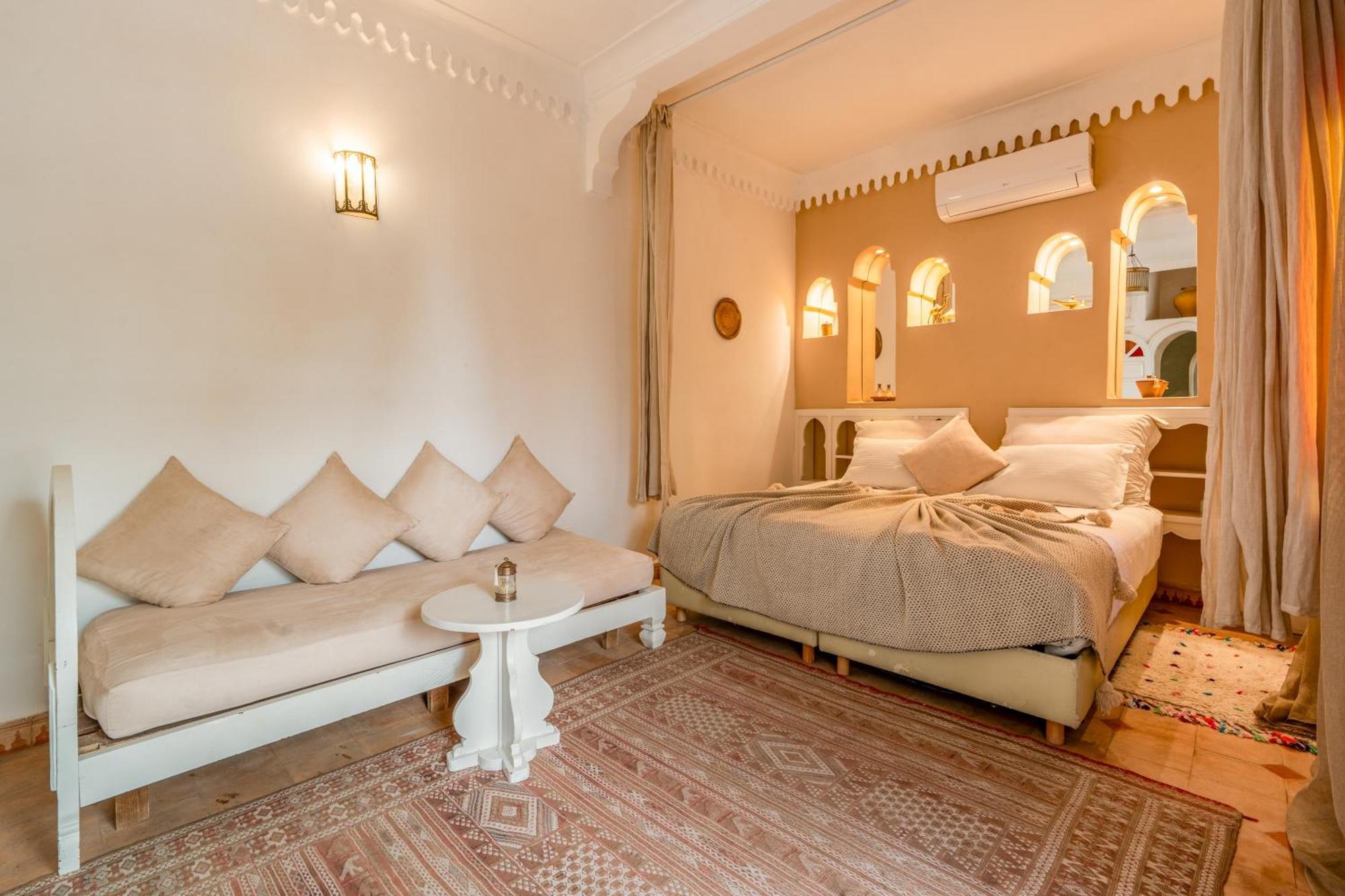 Riad Awinati Location Privatisee ,Piscine Chauffee , Beau Rooftop มาร์ราเกช ภายนอก รูปภาพ