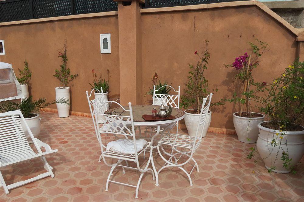 Riad Awinati Location Privatisee ,Piscine Chauffee , Beau Rooftop มาร์ราเกช ภายนอก รูปภาพ
