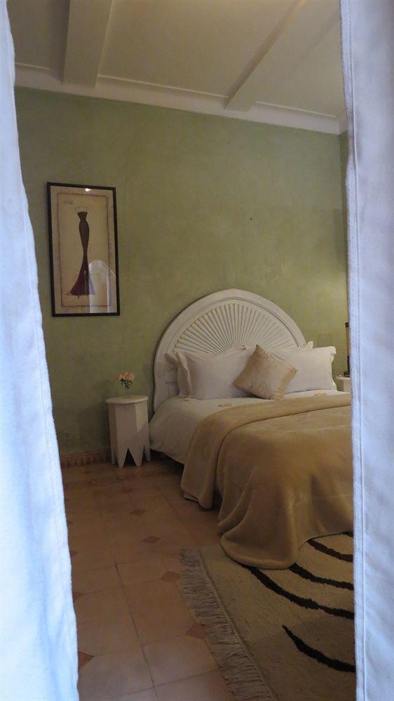 Riad Awinati Location Privatisee ,Piscine Chauffee , Beau Rooftop มาร์ราเกช ภายนอก รูปภาพ