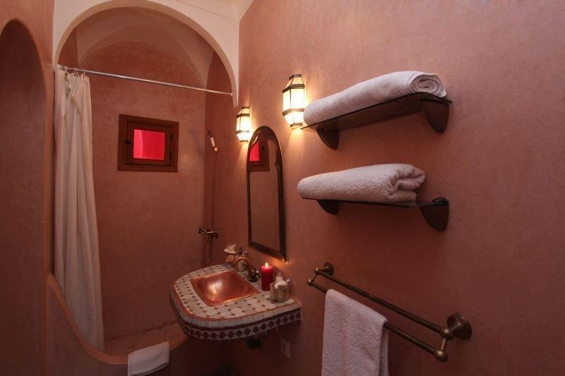 Riad Awinati Location Privatisee ,Piscine Chauffee , Beau Rooftop มาร์ราเกช ภายนอก รูปภาพ
